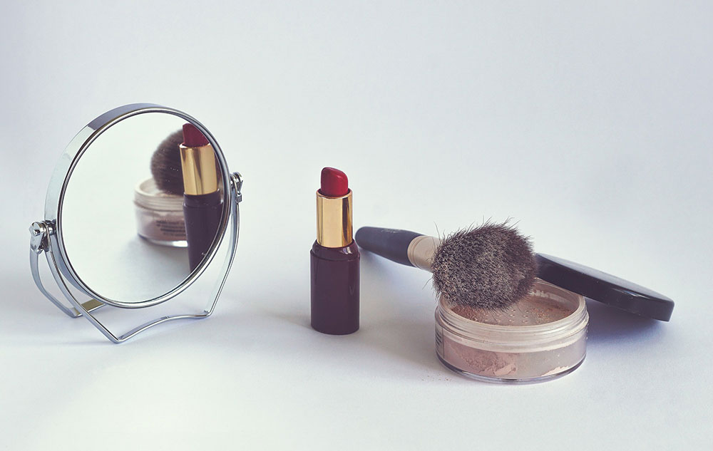 Pure Leichtigkeit: Mineral Make-up Bild: pixabay