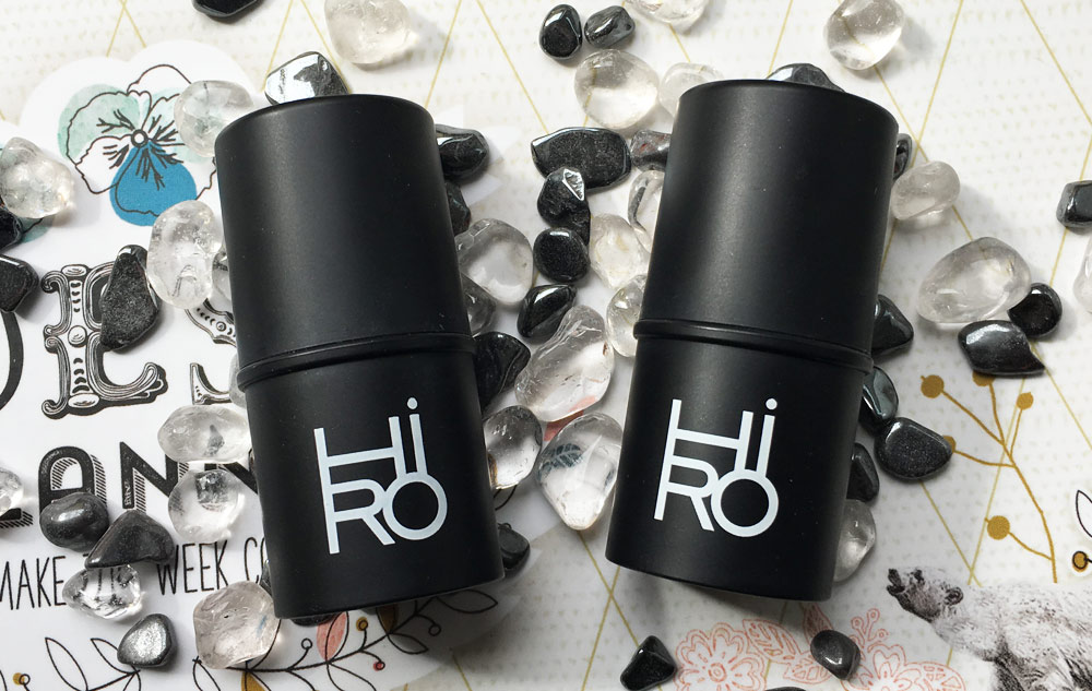 BLOG HIRO Cosmetics Multisticks – „Backstage“ und „Eve by day“ Bild: naturalbeauty.de