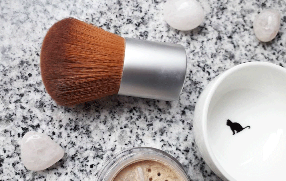 BLOG Einfach schön: marie w. Matt & Makellos Puder Bild: naturalbeauty.de