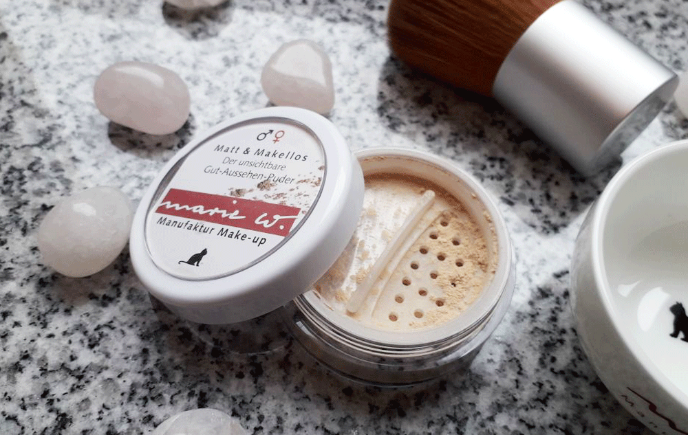 BLOG Einfach schön: marie w. Matt & Makellos Puder Bild: naturalbeauty.de