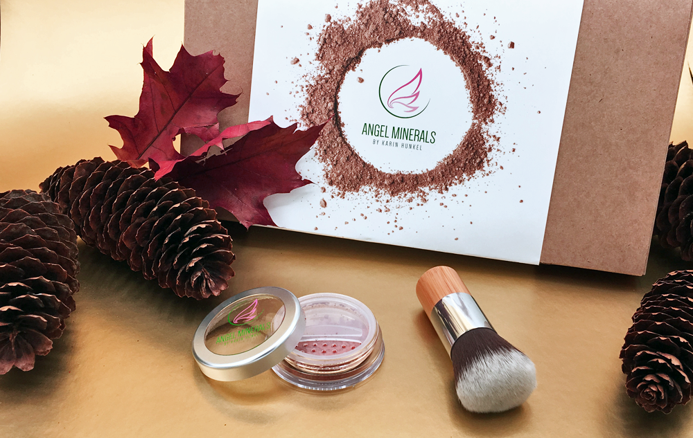 BLOG Herbstlook mit dem Angel Präsent "Touch me" Bild: naturalbeauty.de