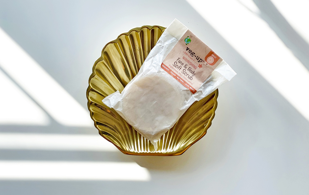veg-up Nourishing Face & Body Soft Scrub