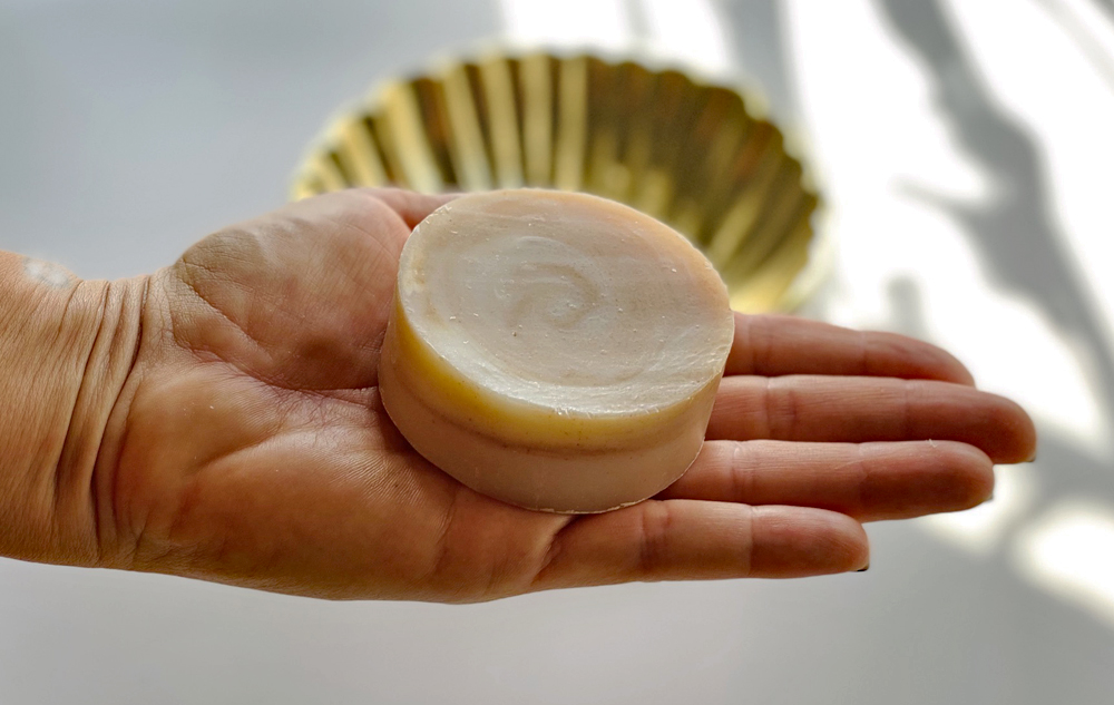veg-up Nourishing Face & Body Soft Scrub
